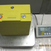 The weight of the 12V monolithic batteries
